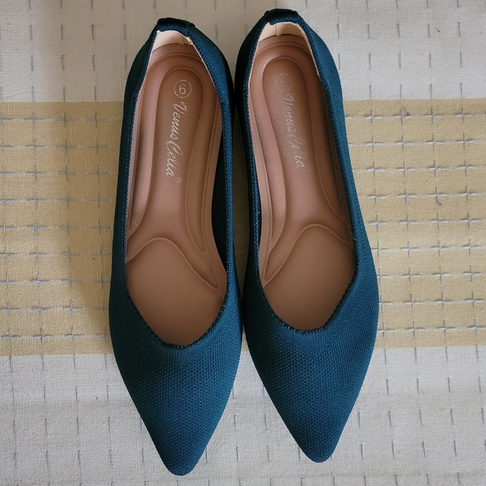 Venus Celia Deep Green Pointed Flats 6